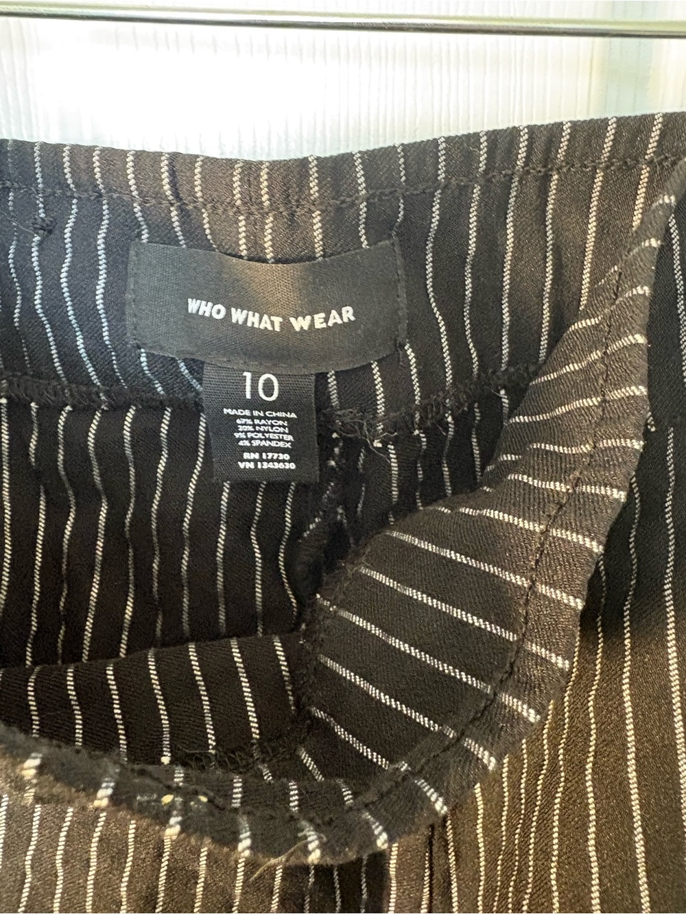Who What Wear Black Pinstripe Skinny Pants - Picture 2 of 5
